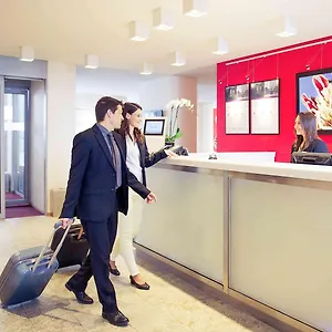 Mercure Solari מלון