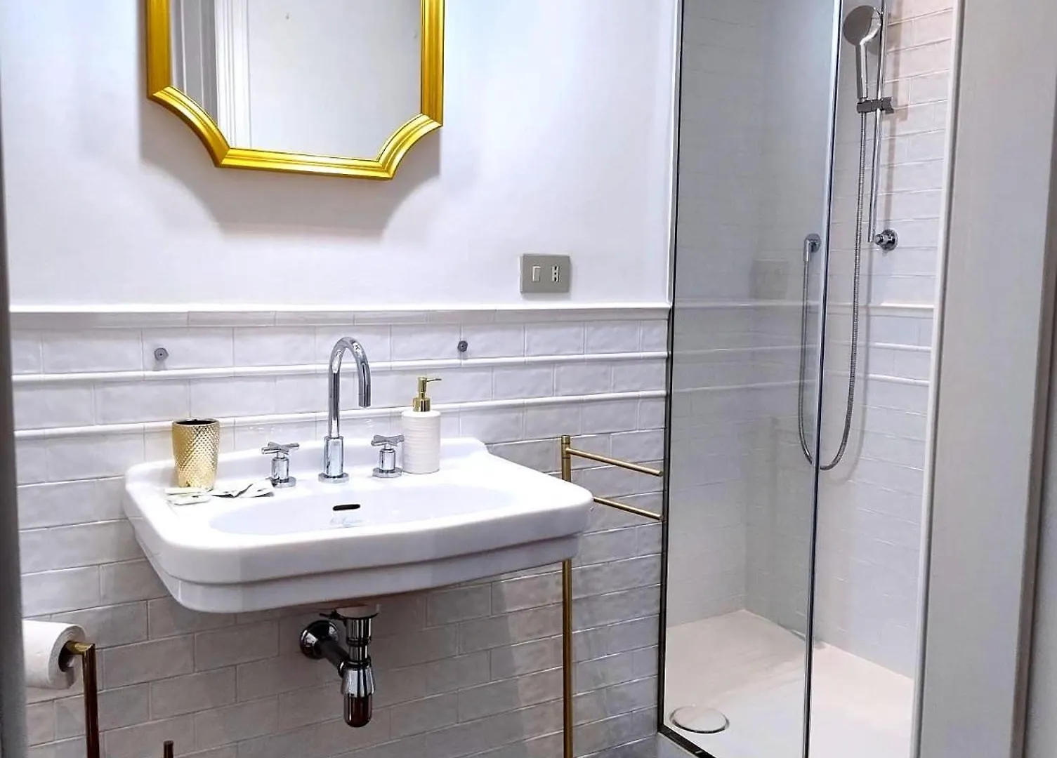 Hbhall Duomo Suite Milan Apartment